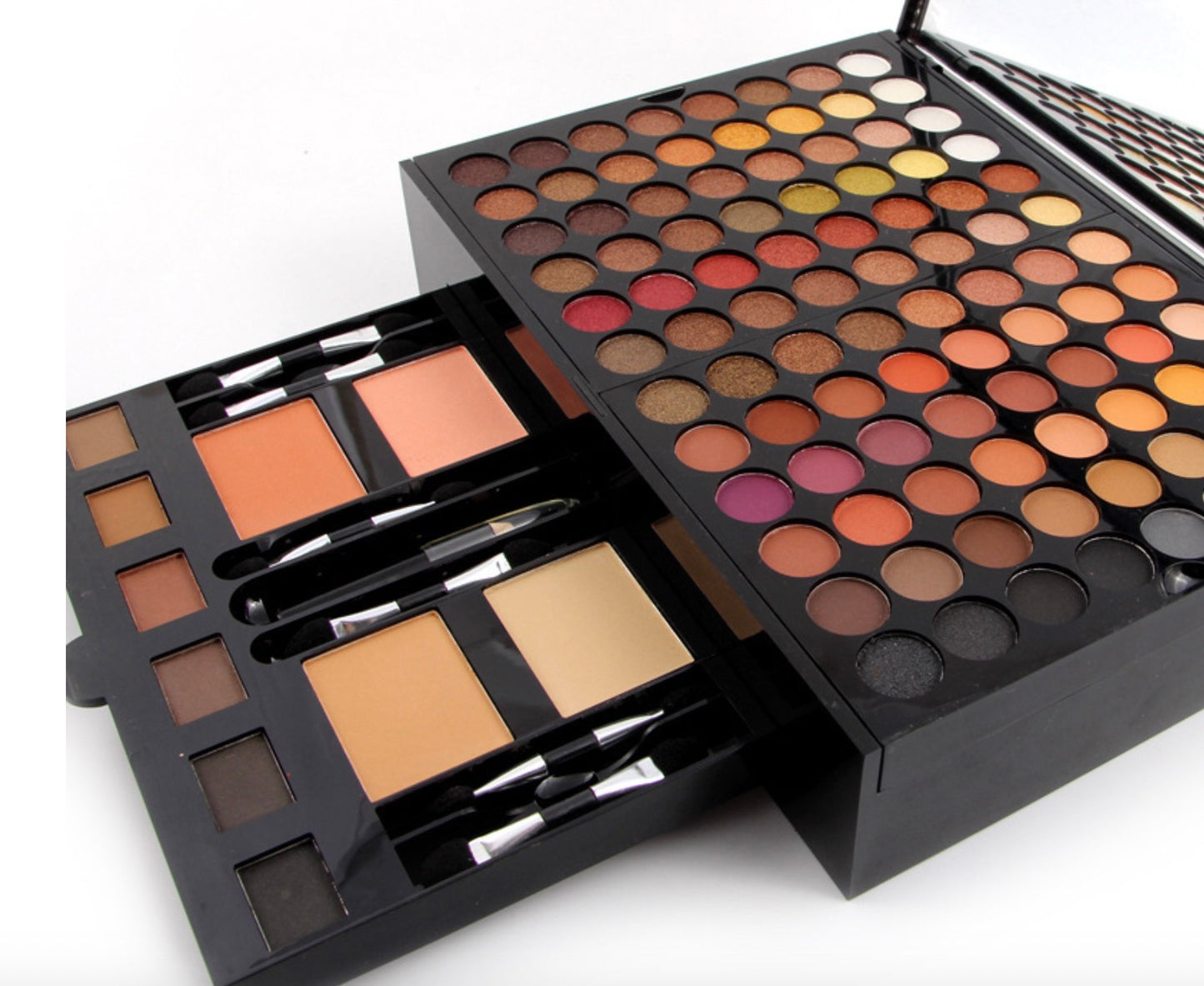ULTIMATE MAKEUP SET - The thrifty & gifty shop